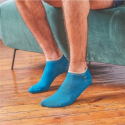 Plain Lagoon blue ankle socks